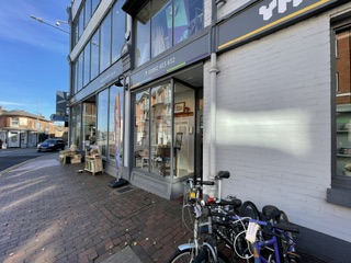 wk shop outside